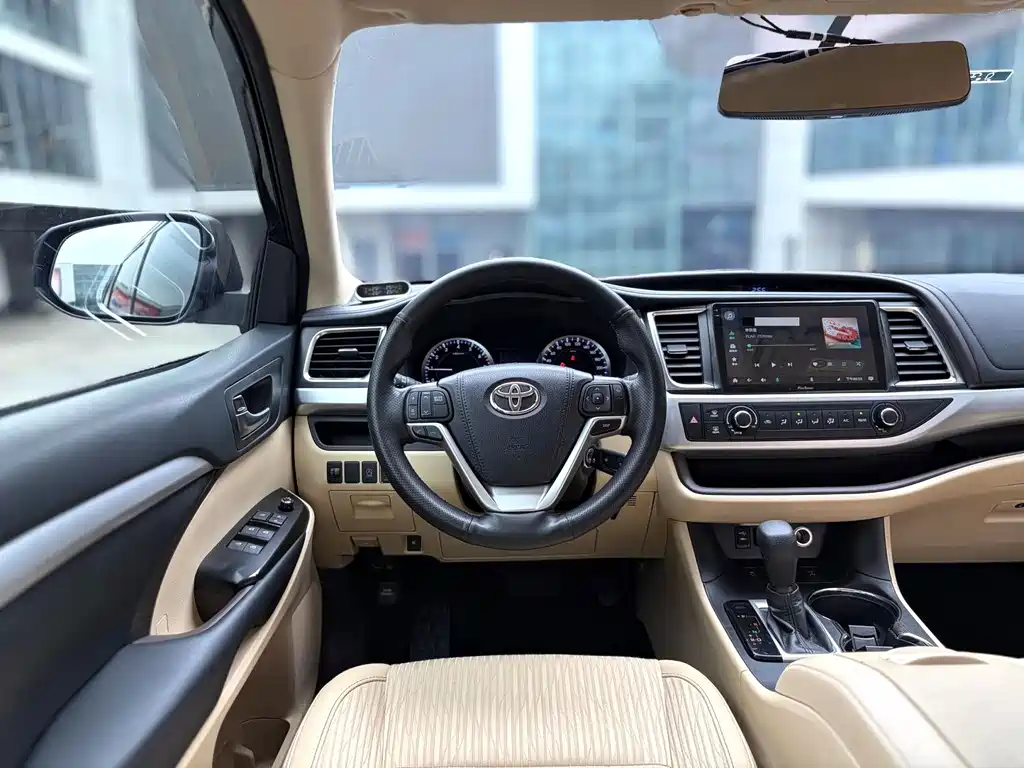 Toyota Highlander 2018 2.0T Elite 7 мест VI