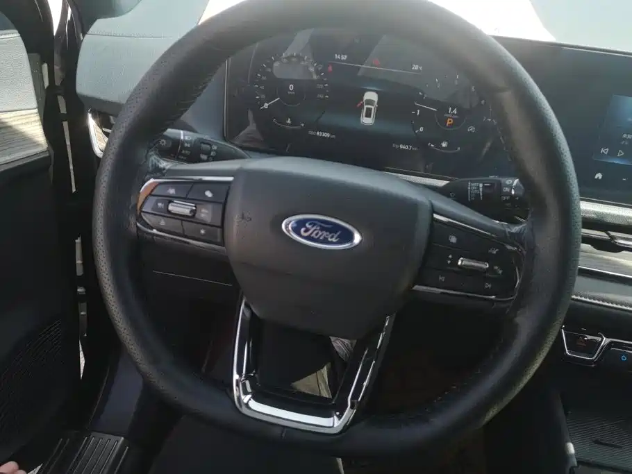 Ford Equator Sport — миниатюра 15