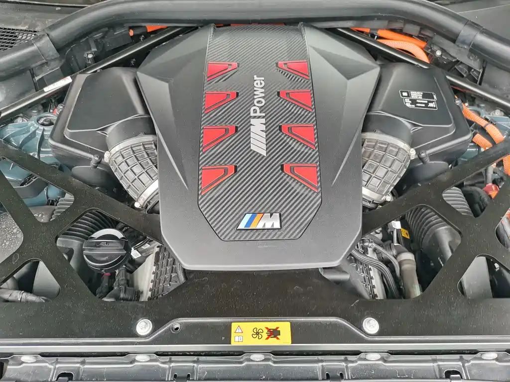 BMW XM — миниатюра 26