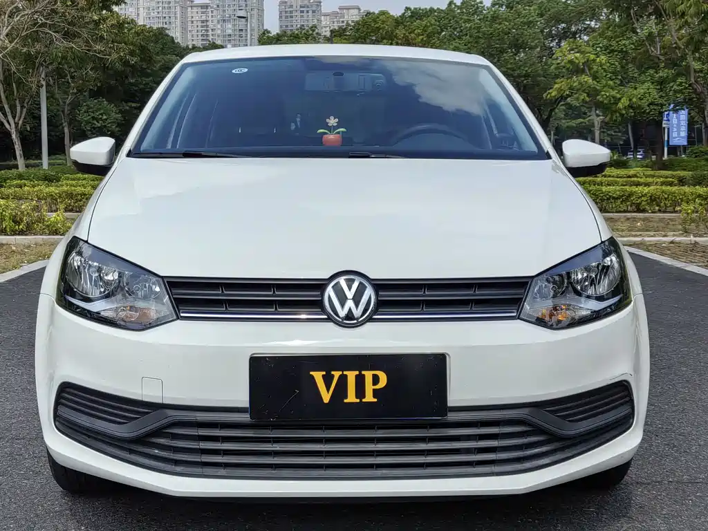 Volkswagen Polo — миниатюра 2