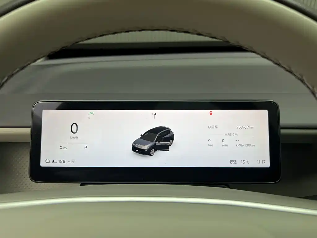 Leapmotor Leapmotor B10 — миниатюра 5