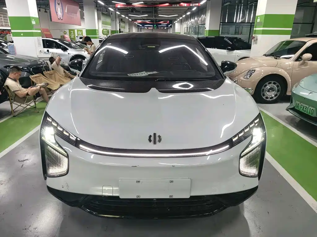 HiPhi HiPhi X 2021 6 мест