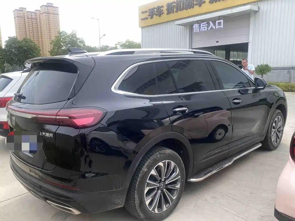 Buick Envision Plus — миниатюра 4