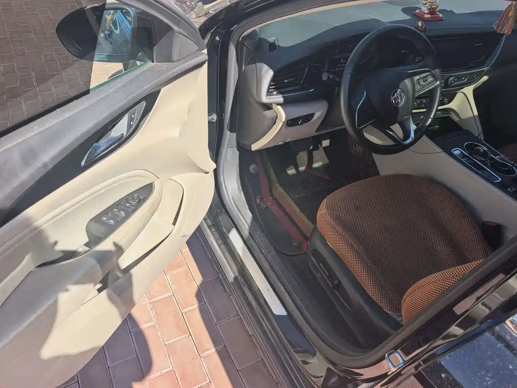 Buick Regal — миниатюра 5