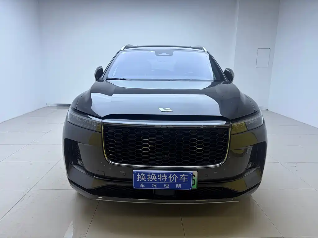 Li Auto ONE 2021 6 мест
