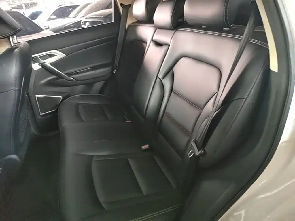 Geely Boyue — миниатюра 20