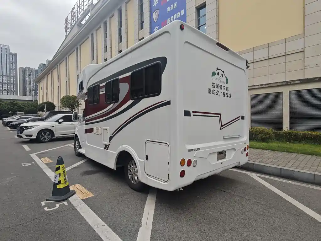 MAXUS V80 RV — миниатюра 5