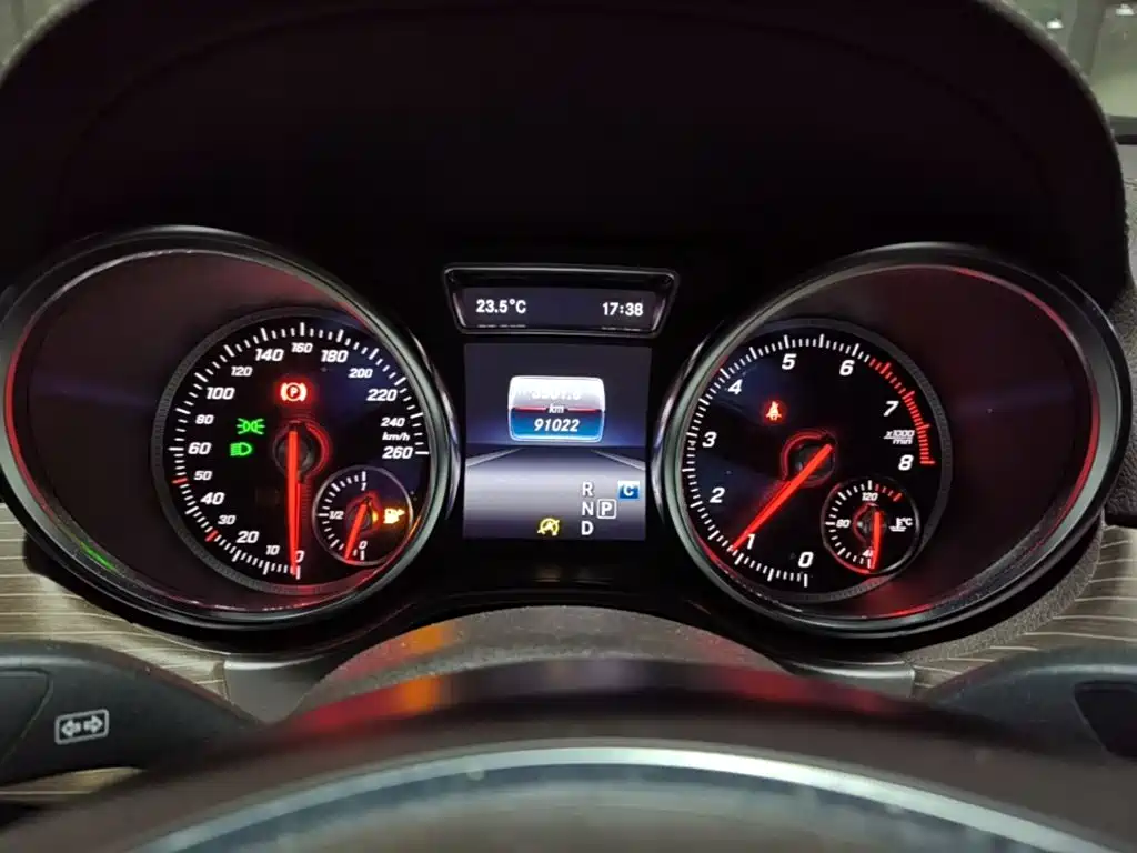 Mercedes-Benz GLE (Import) — миниатюра 14