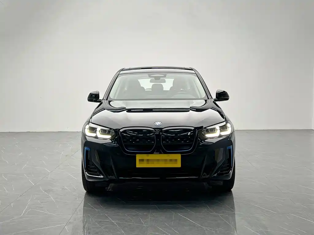 BMW iX3 — миниатюра 2