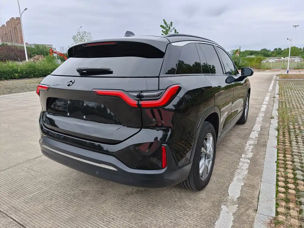 NIO ES6 — миниатюра 7