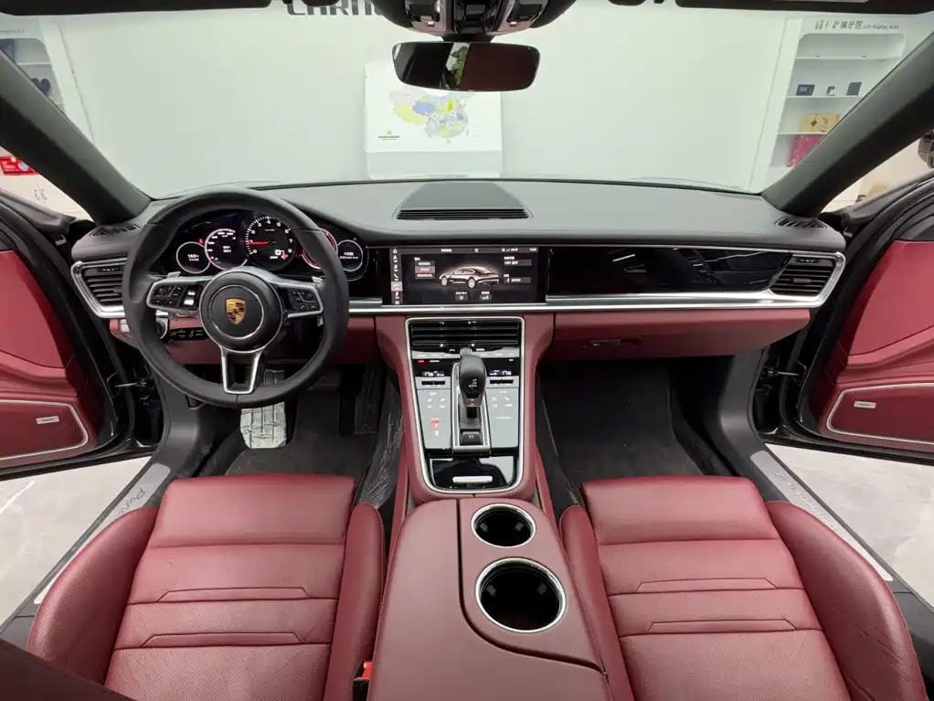 Porsche Panamera — миниатюра 12