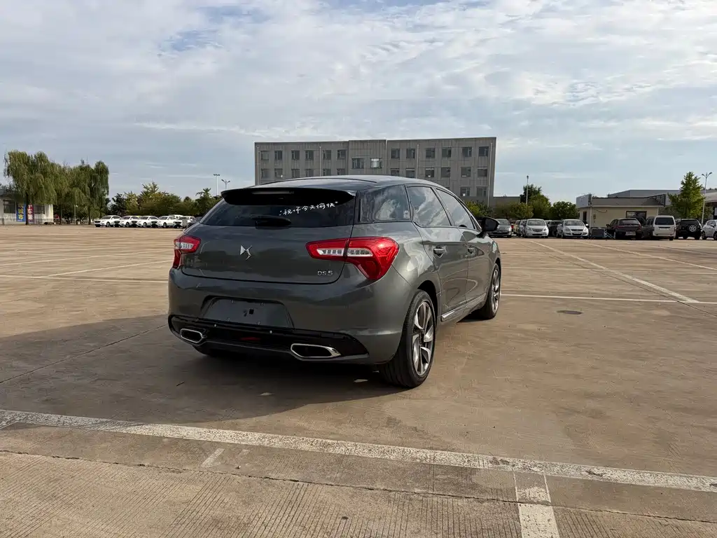 DS DS 5 — миниатюра 4