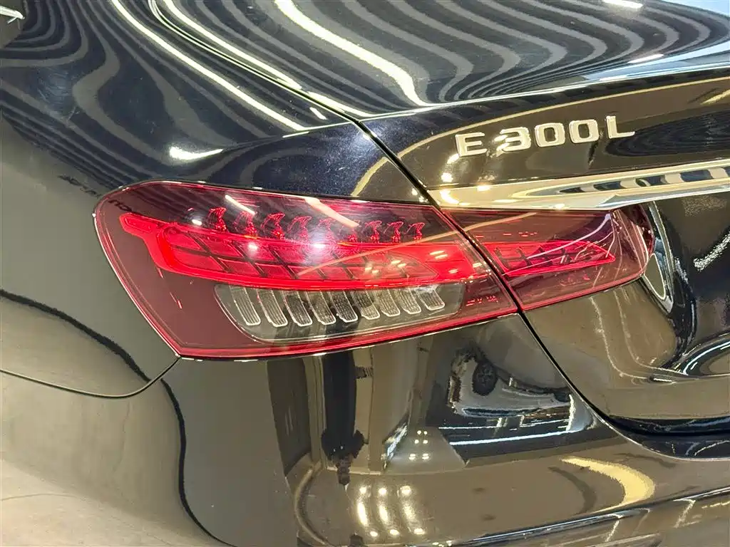 Mercedes-Benz E-Class E 2022 E 300 L Fashion