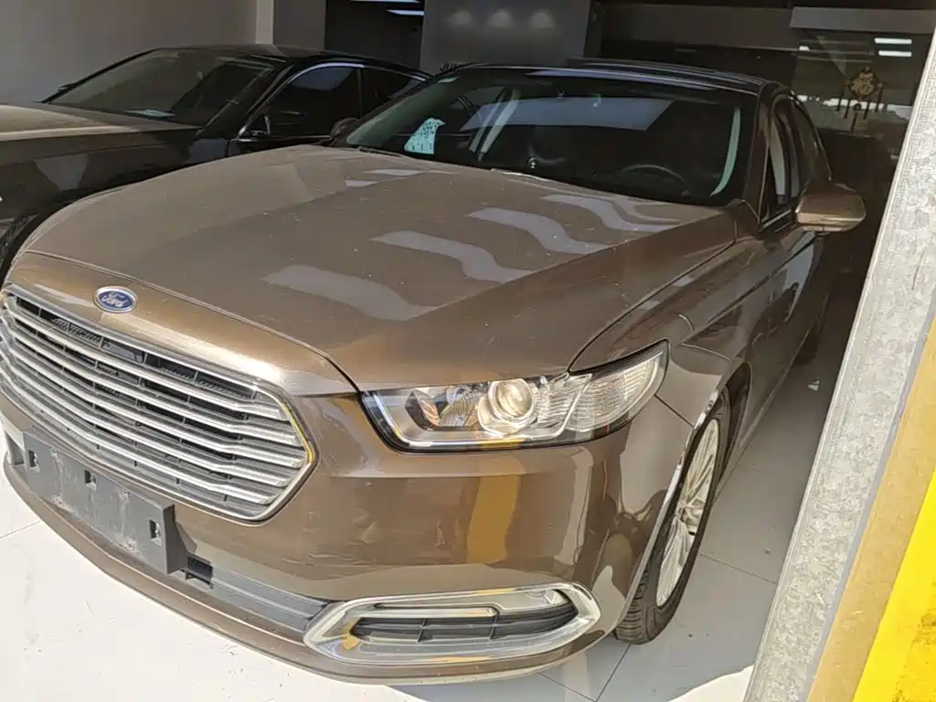 Ford Taurus — миниатюра 2