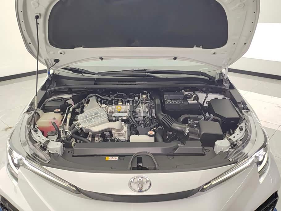 Toyota Levin 1.2 л 2021 г. Белый, пробег 29900 км