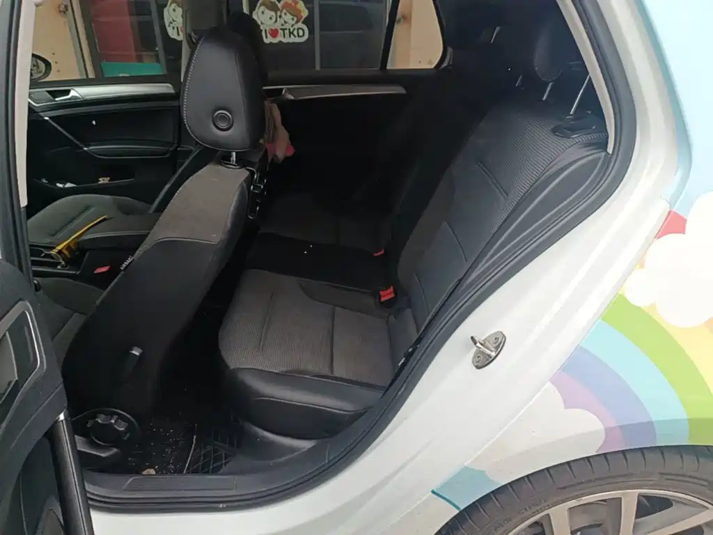 Volkswagen Golf — миниатюра 17
