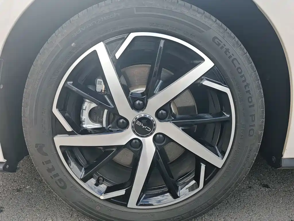 BYD Seal 07 DM-i — миниатюра 3