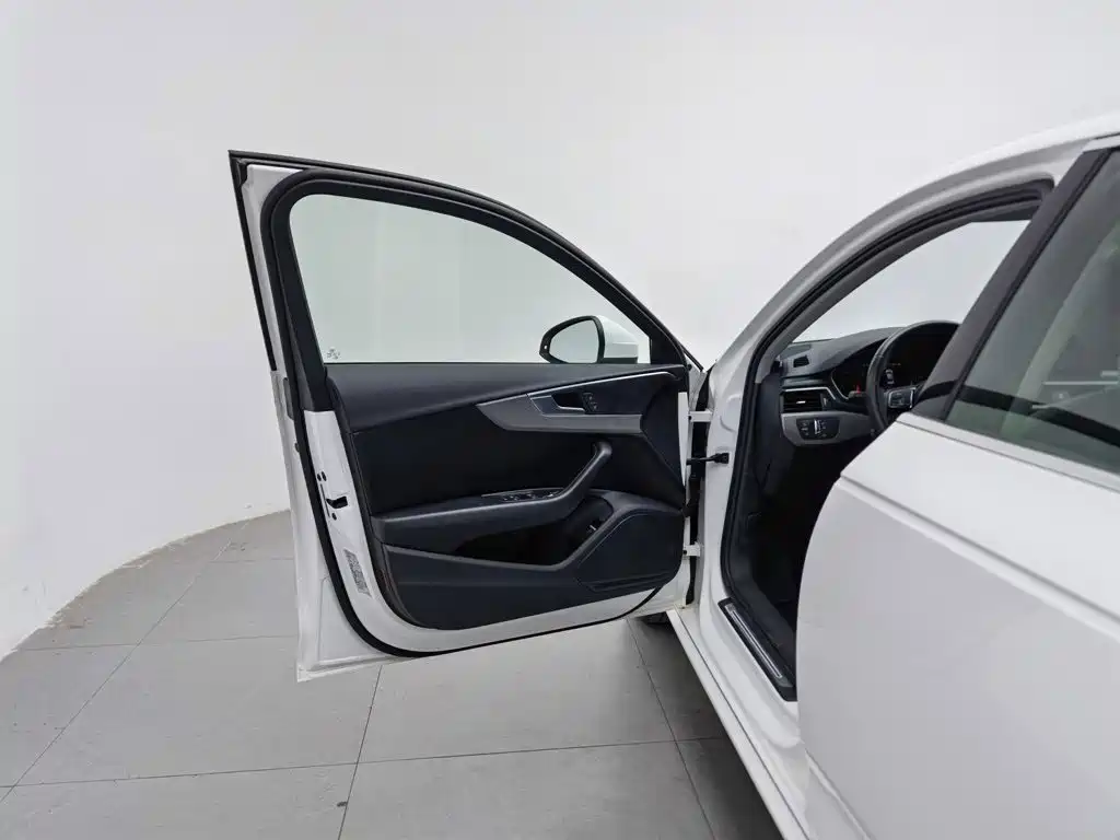 Audi A4L — миниатюра 8