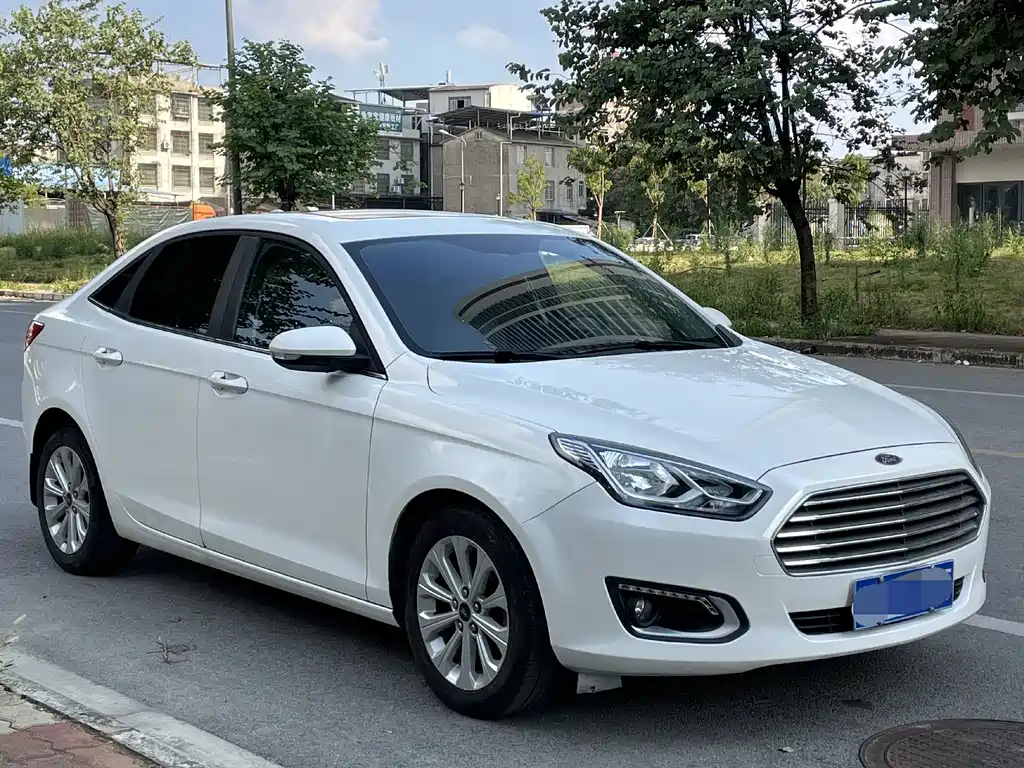 Ford Escort — миниатюра 3
