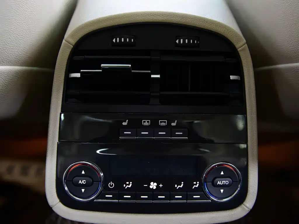 Maserati Quattroporte 3.0T Standard Type, фото 15