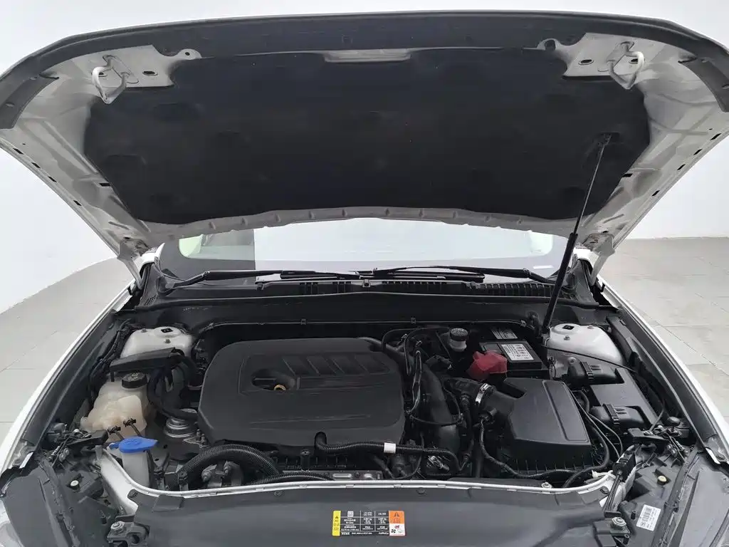 Ford Mondeo — миниатюра 6