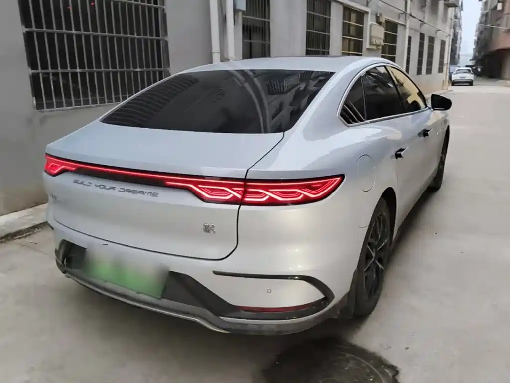 BYD Han — миниатюра 7