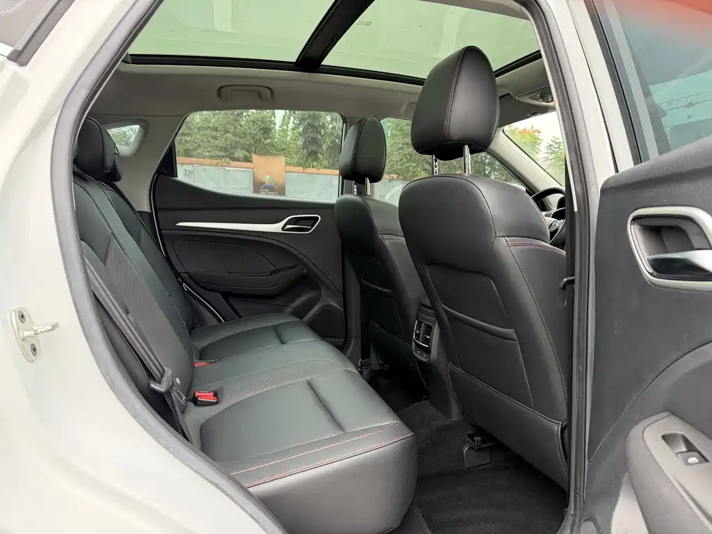 MG ZS — миниатюра 11