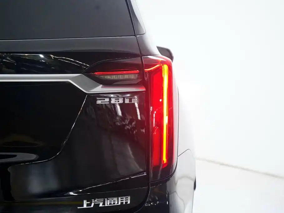 Cadillac XT6 — миниатюра 14