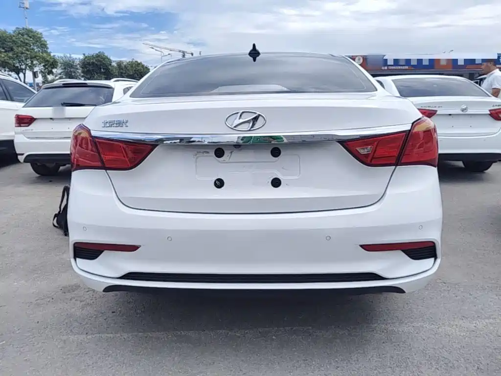 Hyundai Mistra — миниатюра 6