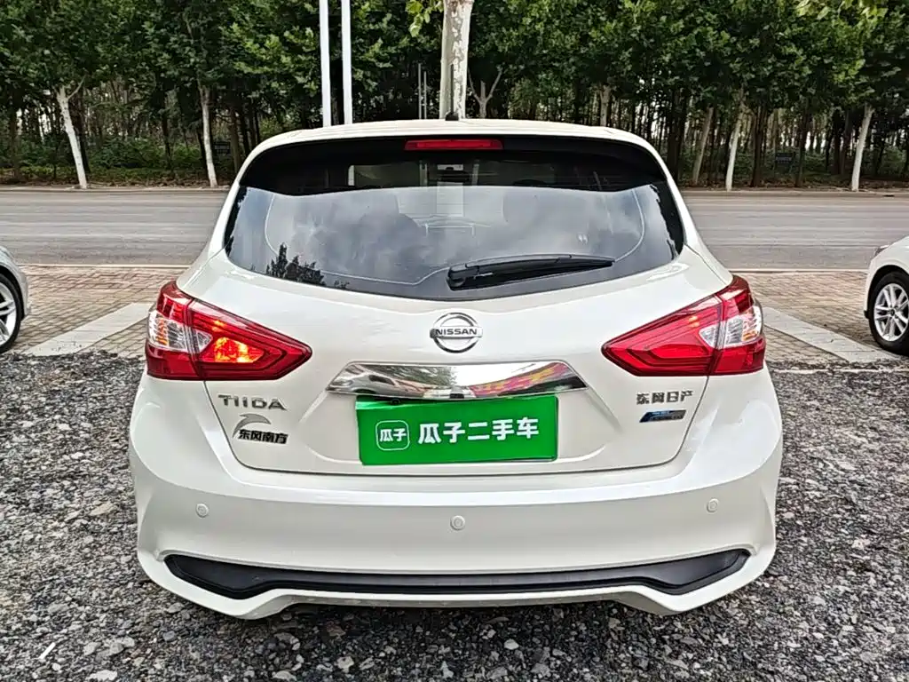 Nissan Tiida — миниатюра 6