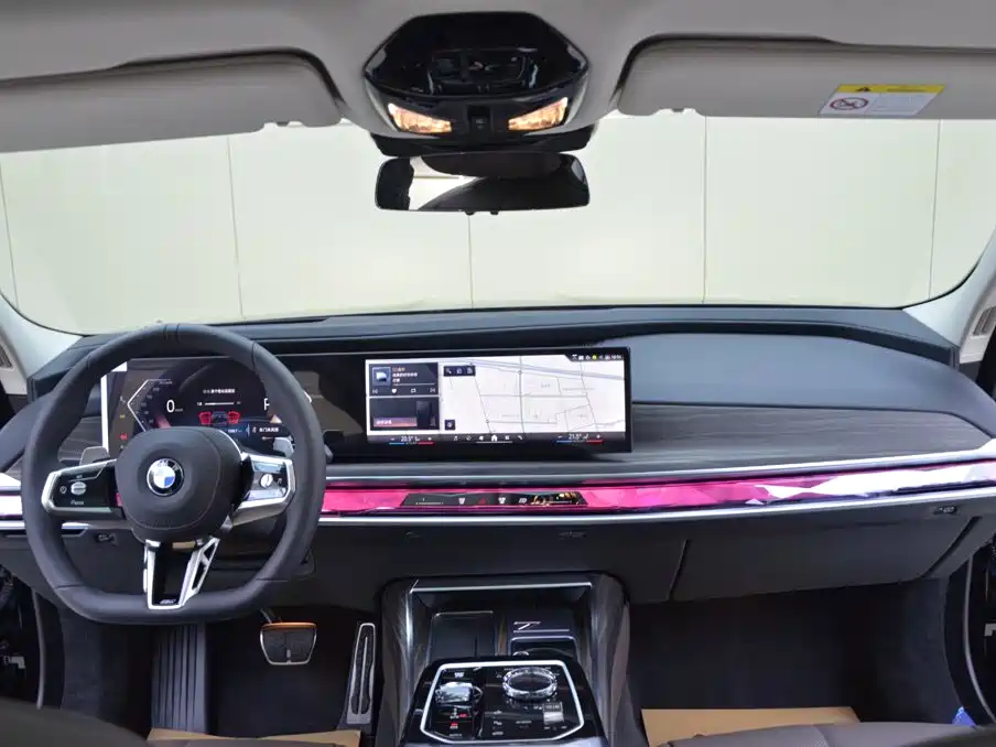 BMW 7 Series — миниатюра 14