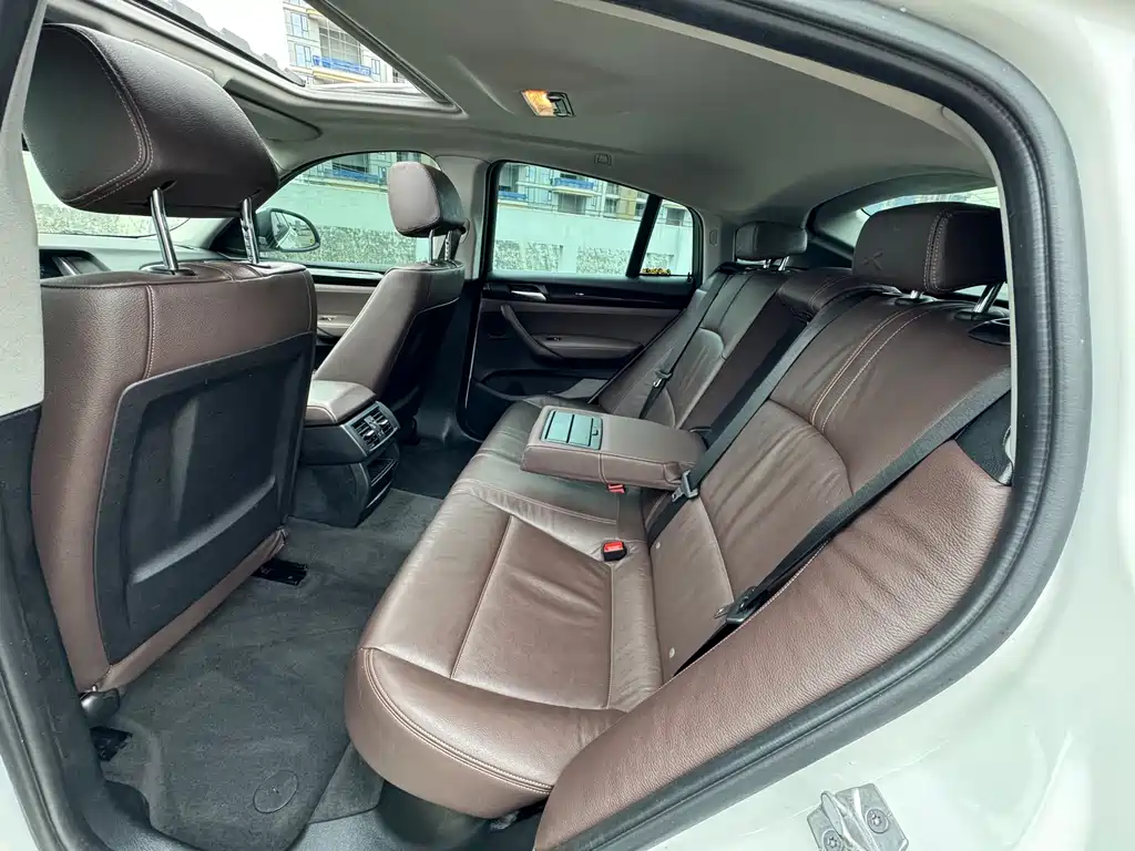 BMW X4 — миниатюра 12