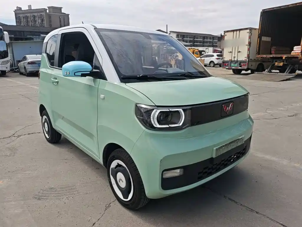 Wuling MINIEV — миниатюра 4