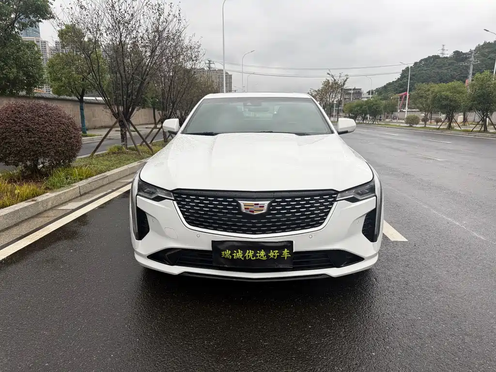 Cadillac CT4 — миниатюра 2
