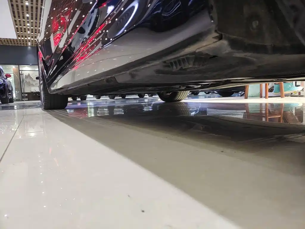 BMW 5 Series (Import) — миниатюра 22