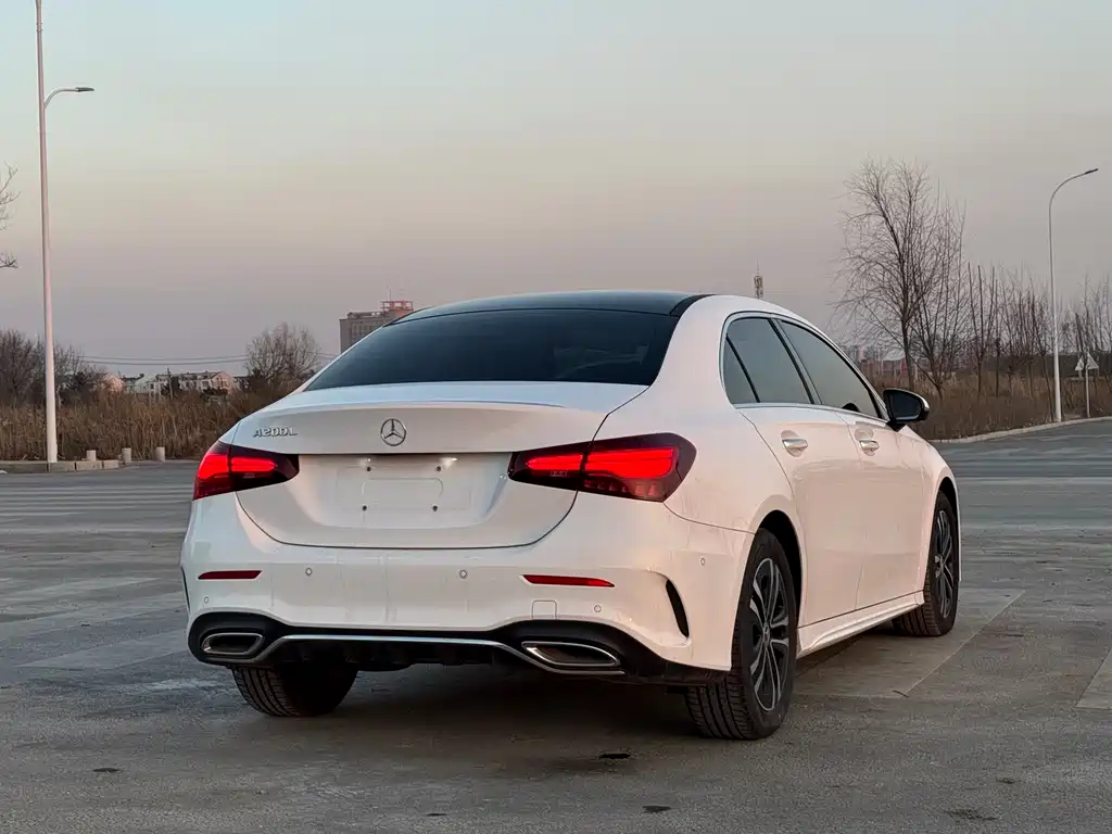 MERCEDES-BENZ A CLASS