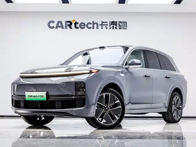 Li Auto IDEAL L8 2025