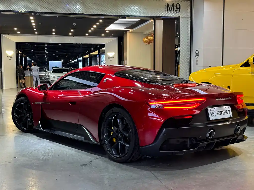 Maserati MC20 2020 3.0T Standard