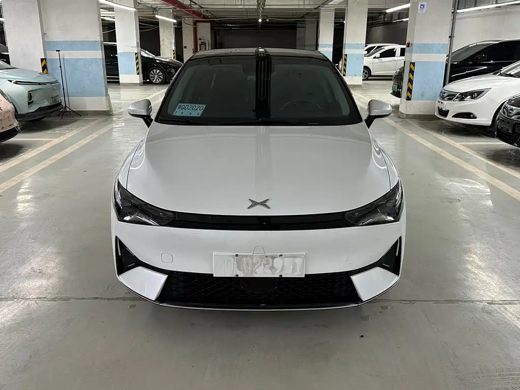 XPeng P5 — миниатюра 2