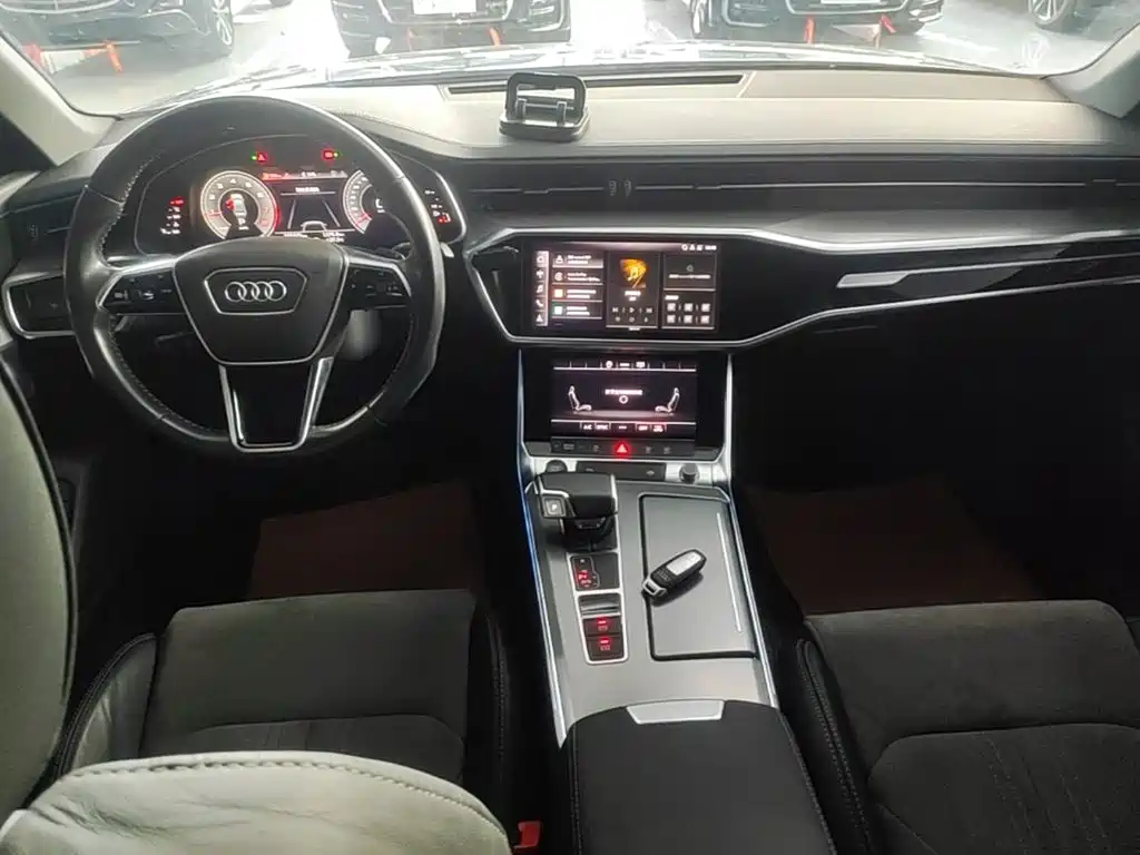 Audi A6L — миниатюра 10