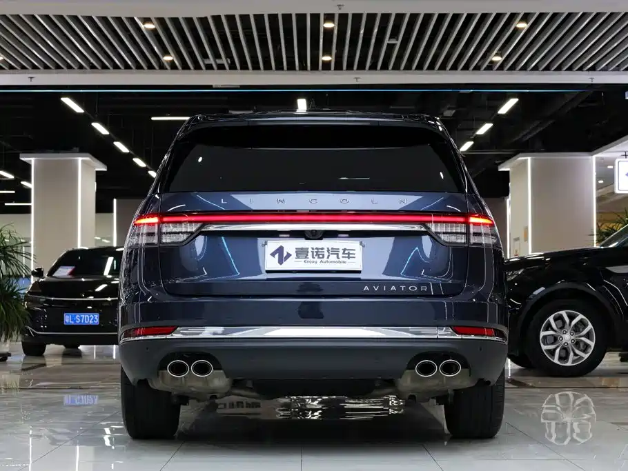 Lincoln Aviator — миниатюра 6
