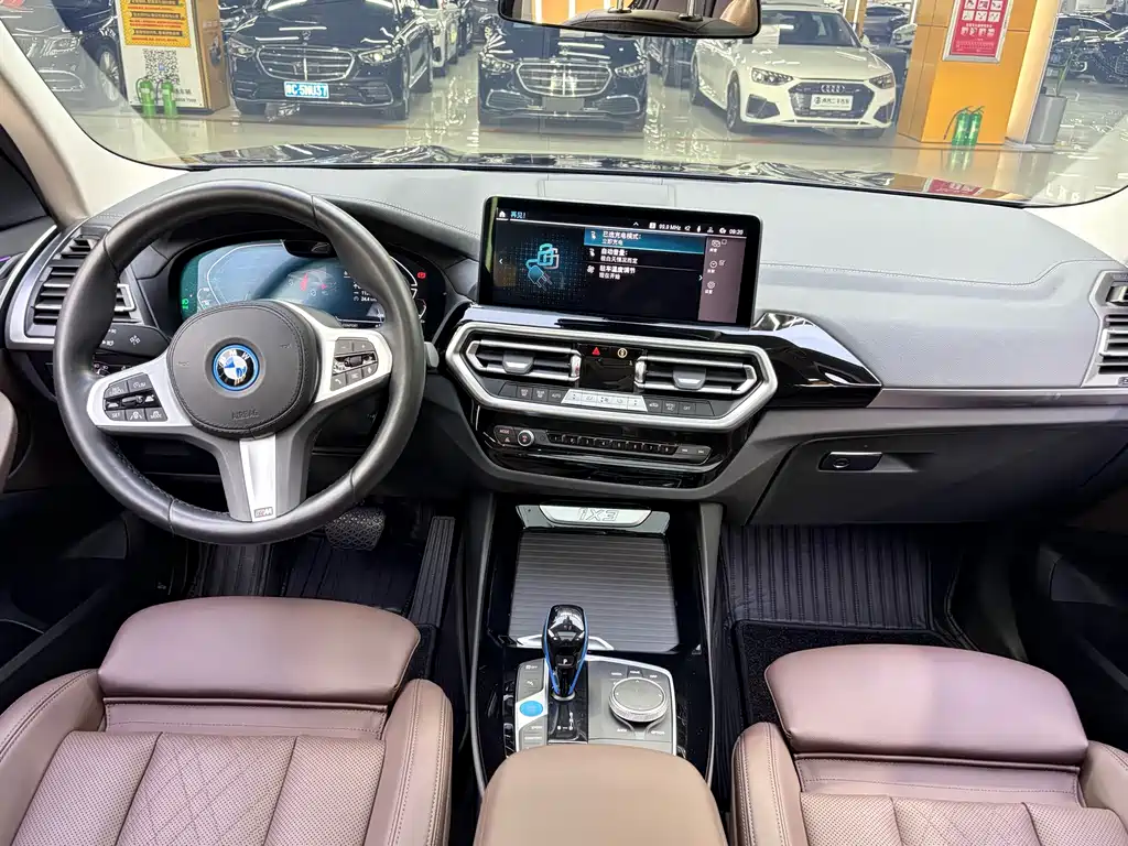 BMW iX3 2022 — фото 3