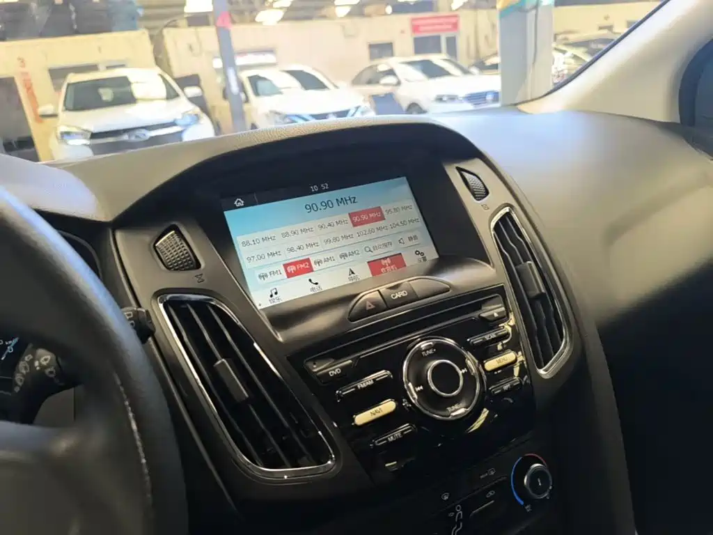 Ford Focus — миниатюра 13