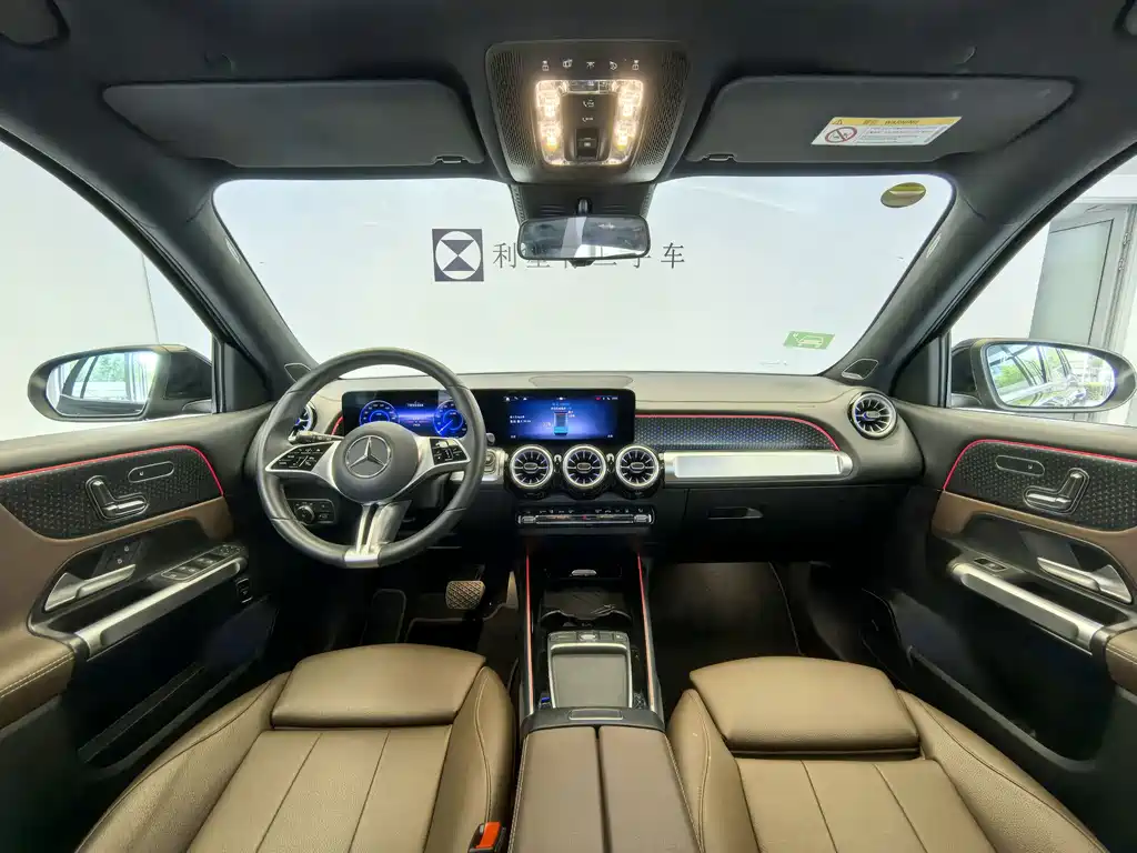 Mercedes-Benz EQB — миниатюра 11