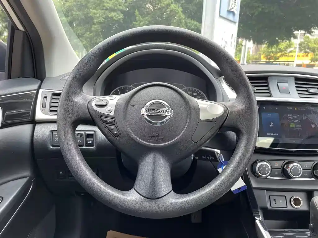Nissan Sylphy — миниатюра 17