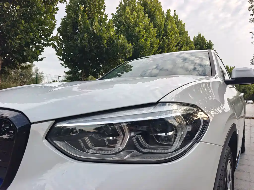 BMW iX3 — миниатюра 6