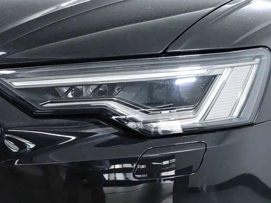 Audi A6L — миниатюра 13