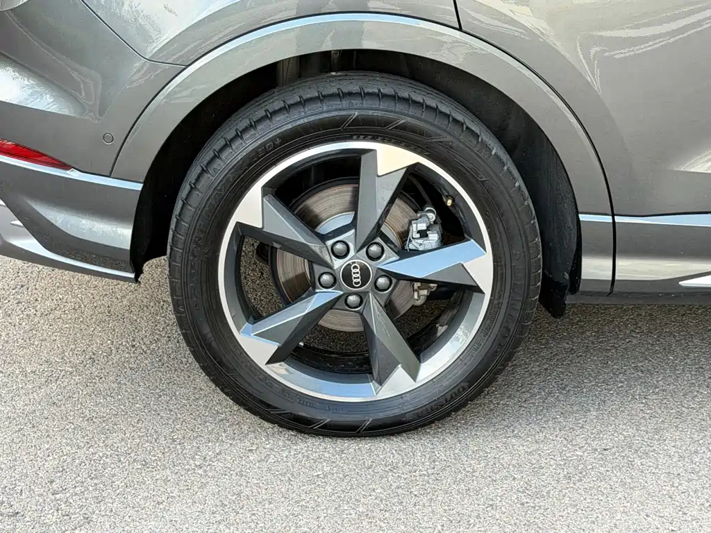 Audi Q3 — миниатюра 21