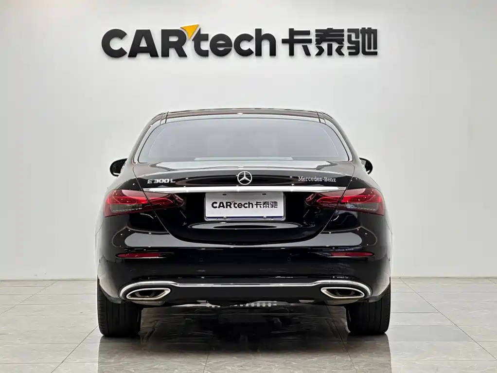 Mercedes-Benz E-Class — миниатюра 4