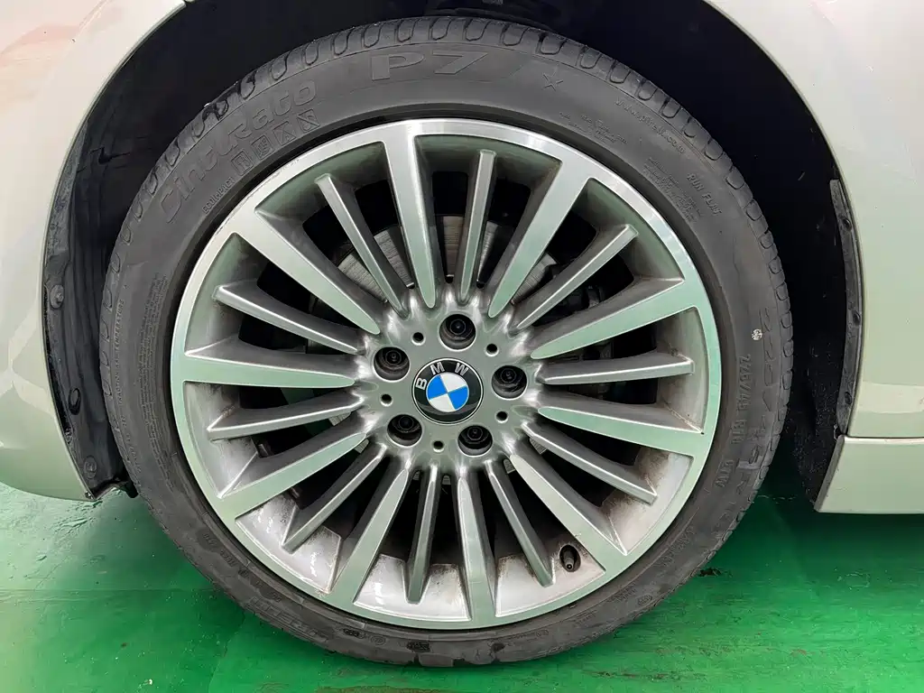 BMW 3 Series — миниатюра 28